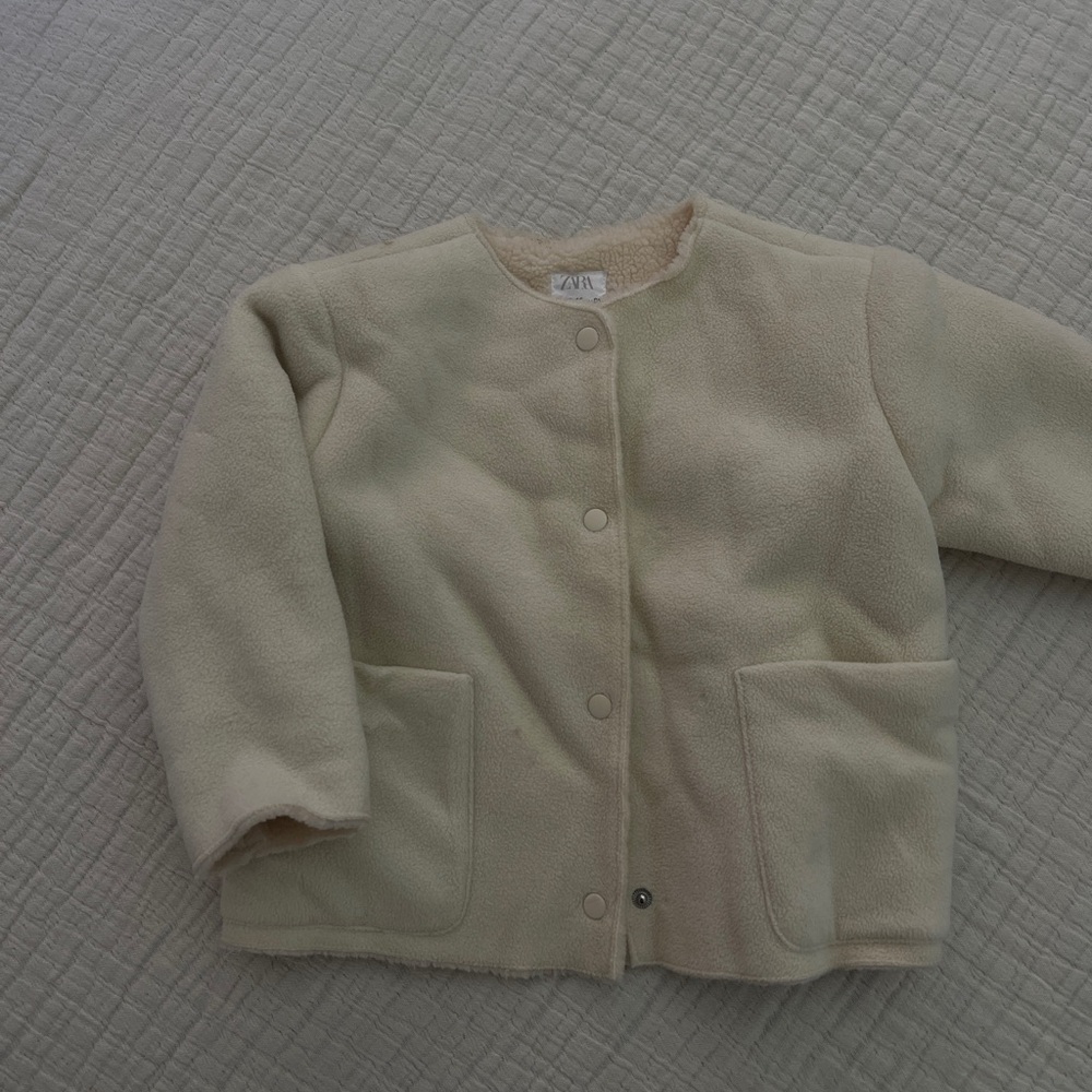 Zara Cream Puffer Jacket Boxy Fit